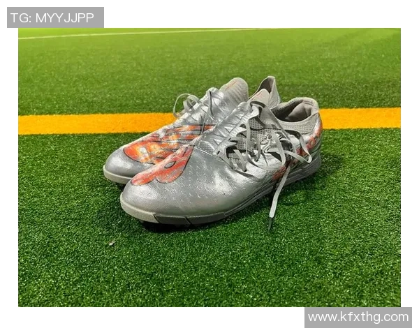 如何根据不同场地和个人需求选择合适的足球鞋技巧与建议